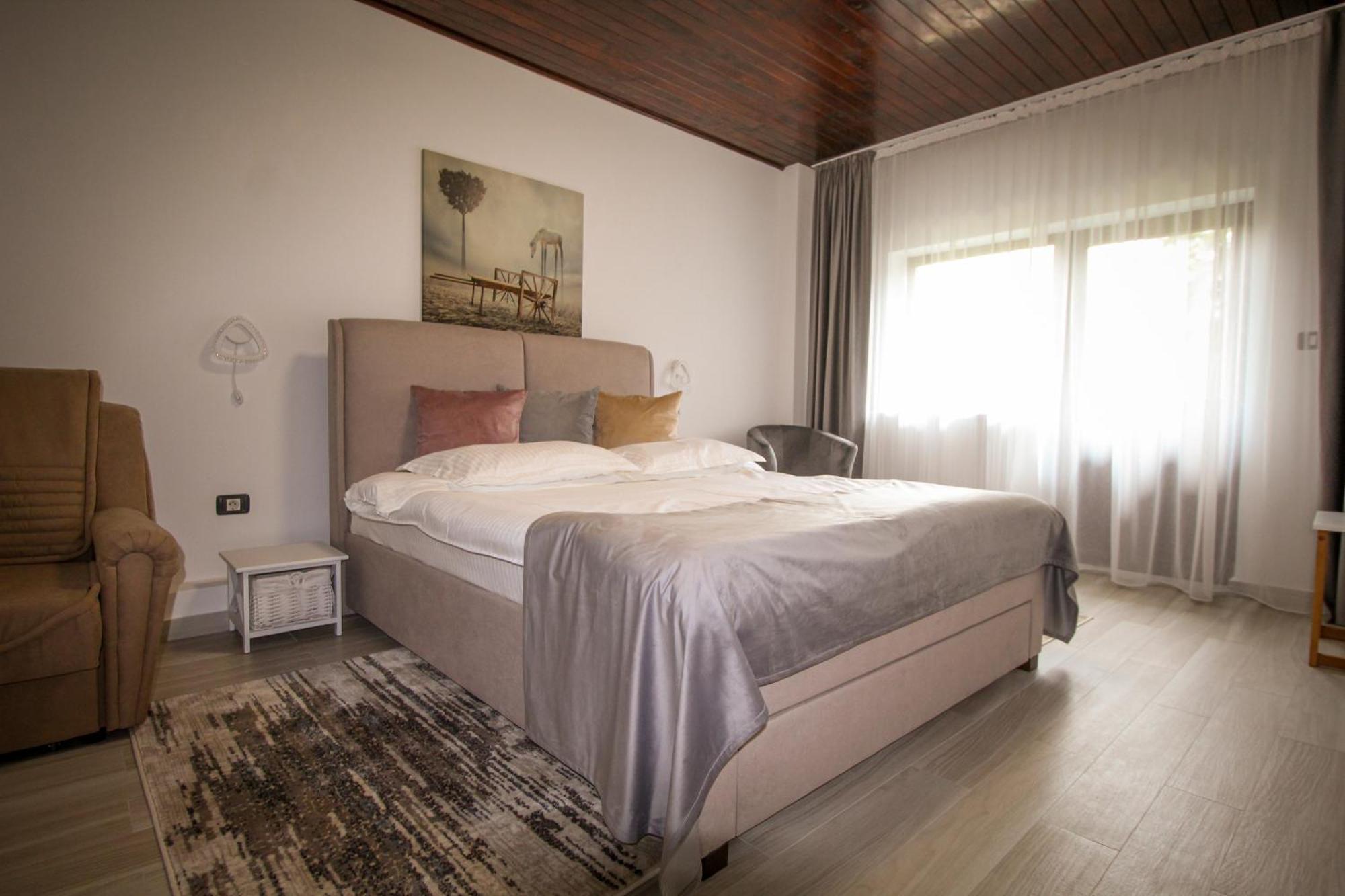 Vila Smaranda เปรดัล ภายนอก รูปภาพ